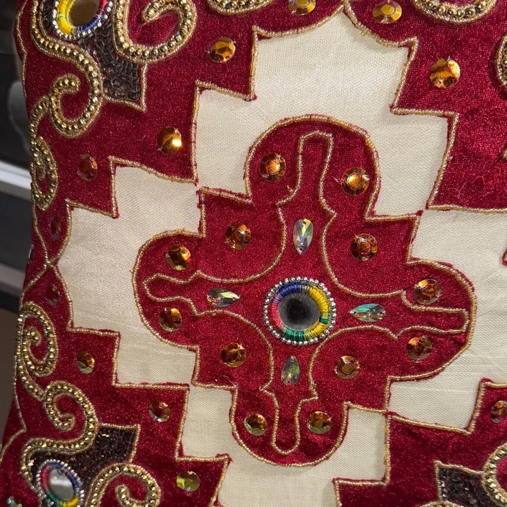Elegant Red and White Embroidered Cushion